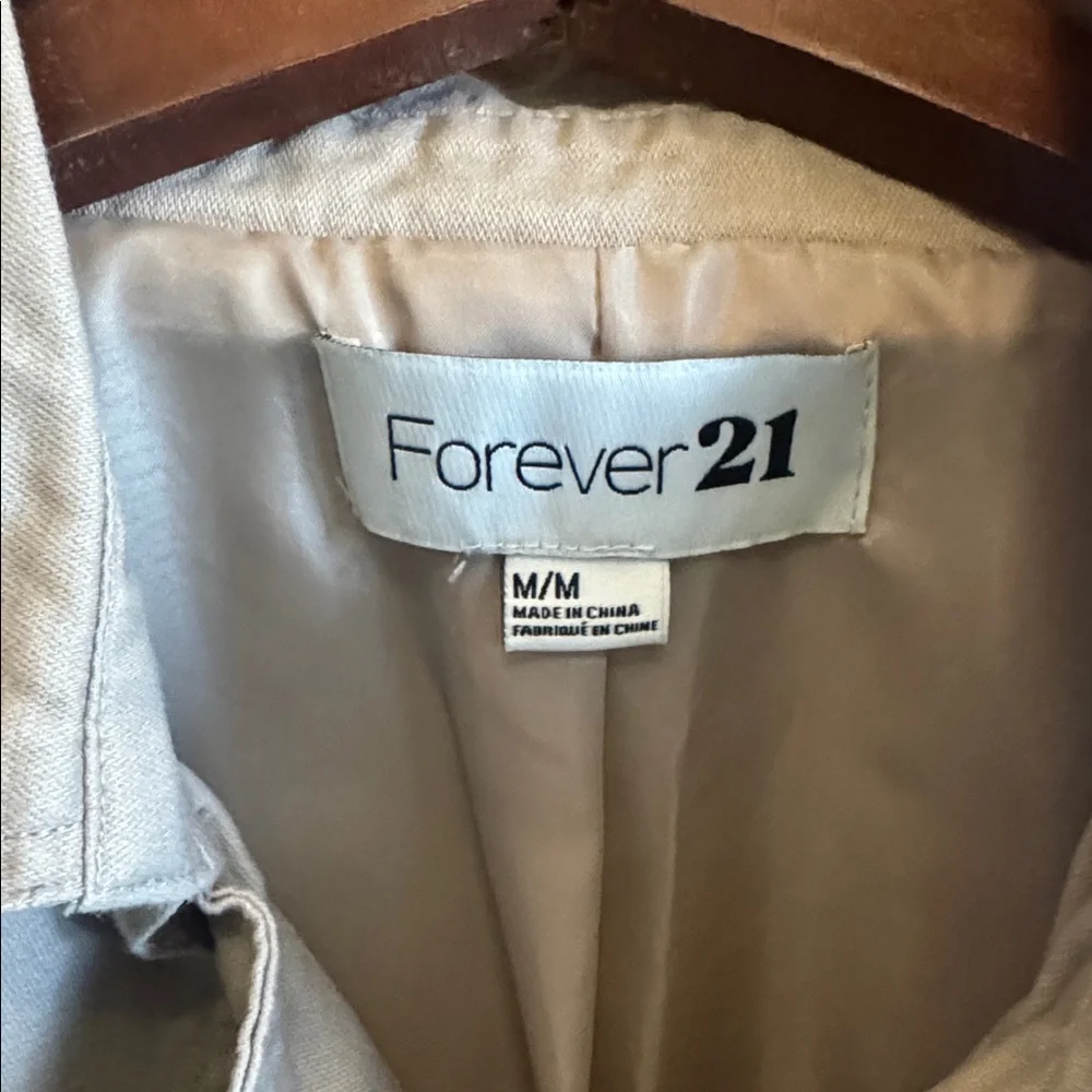 Forever 21 Light Beige Double-Breasted Trench Coat with Belt Sophisticated Style - Picture 3 of 6